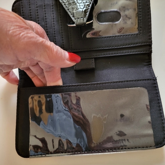 Nine West Black Patent Wallet NWOT - Picture 7 of 10